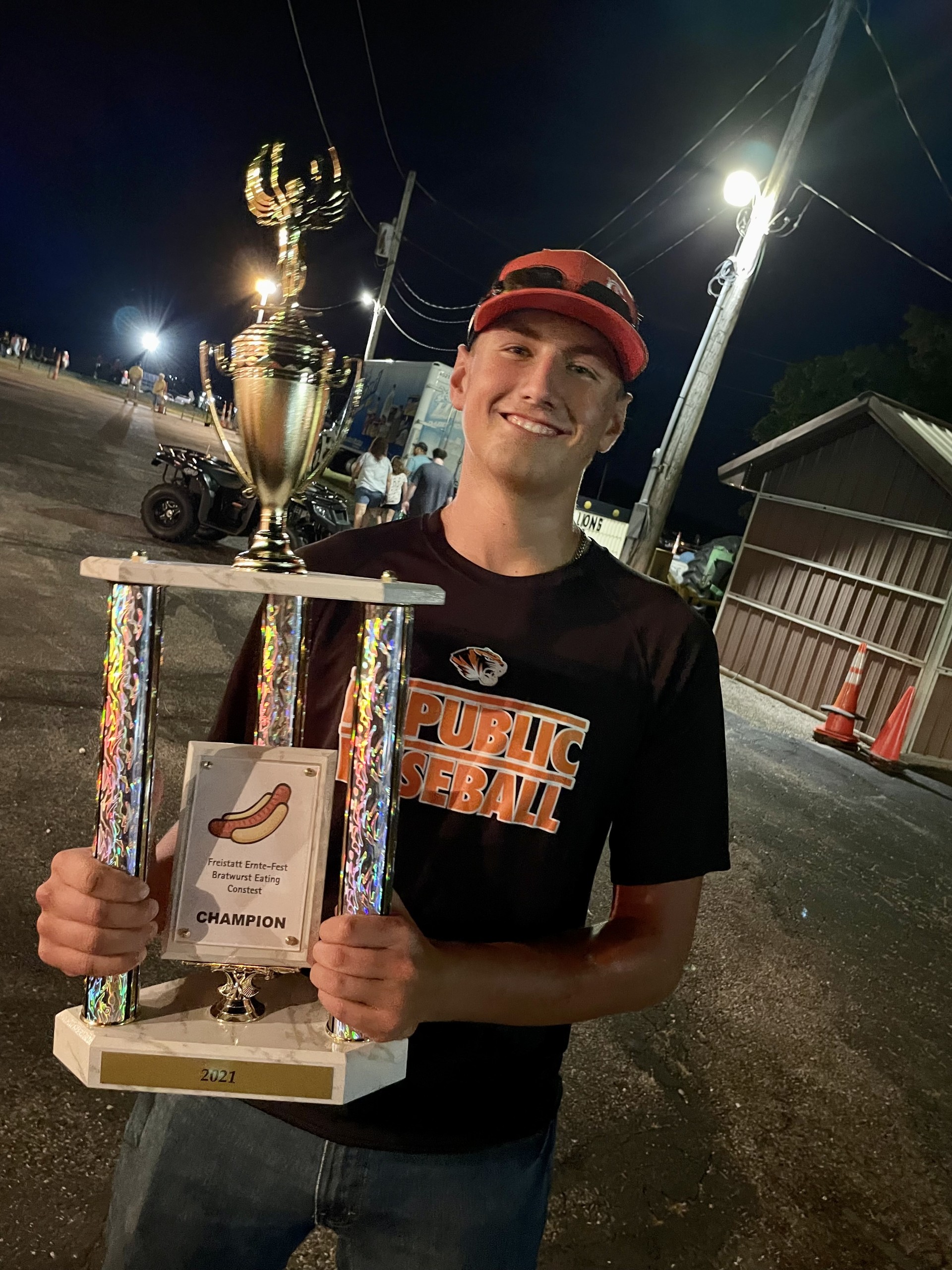 2021 Erntefest Bratwurst Eating Championship